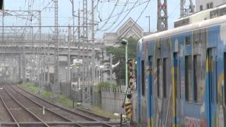 preview picture of video '【京阪電鉄】10000系10006F%きかんしゃトーマス号2013%宇治線運用@桃山南口(130615)'