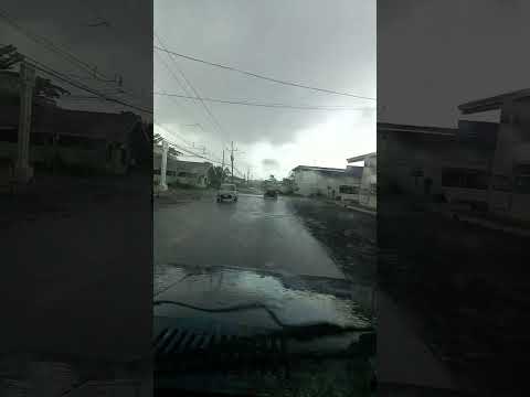 lluvia en guacimo limón costa rica