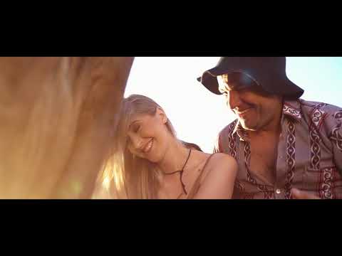 Junior Vianna - Vai Me Pedir Pra Voltar [Clipe Oficial]