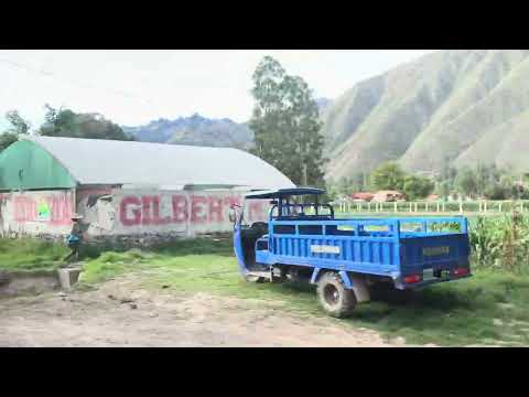 Driving through Urubamba, Cusco, Peru [20251117]