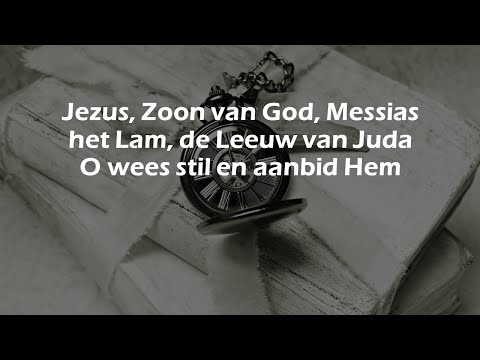 Opwekking met tekst 839 Aanbid Hem (versie 4)