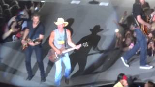 Kenny Chesney Drink It Up and Reality Albany NY 2015