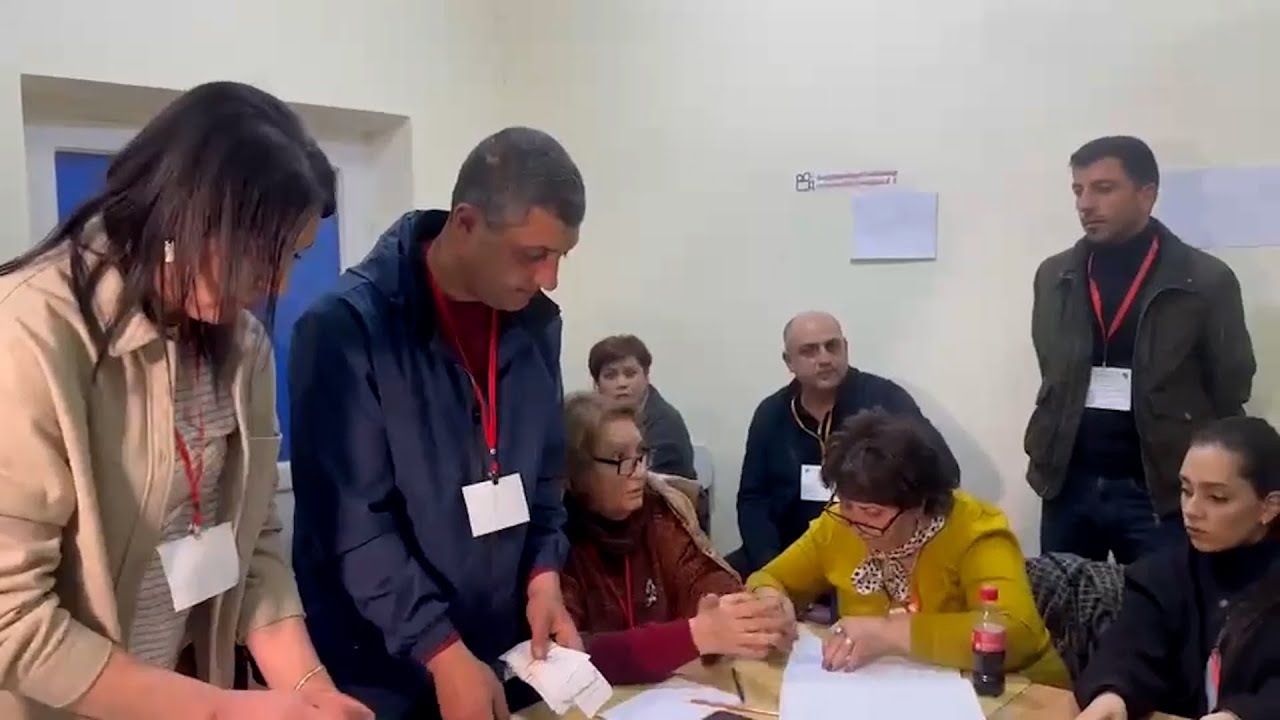 Առանց ստորագրության քվեաթերթիկ են վերցրել,711 մատնահետք կա, 709 ստորագրություն.վեճ՝ 31/69 տեղամասում