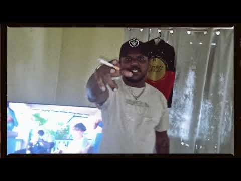 Bozza - Throw Away SkuX (OFFICIAL VIDEO!)