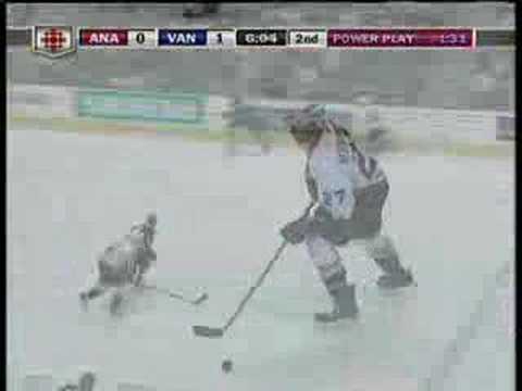 Ducks@Canucks Game 4