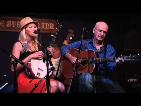 Carl Jackson & Ashley Campbell - How's The World Treating You