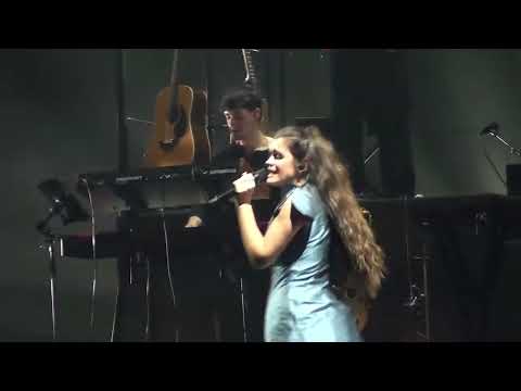 Quiero Pero No - Amaia 'si abro los ojos no es real' (Barcelona 21-02-2025)