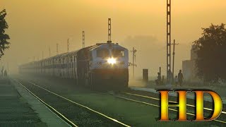 preview picture of video 'IRFCA - 12229 / Lucknow Mail Speed Passes Towards New Delhi ( Indian Railways Video )'