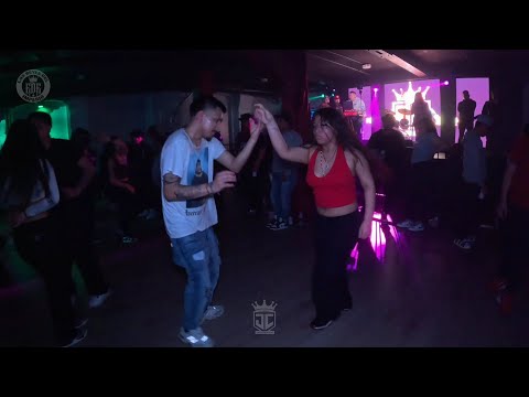Los Violines De Rumba 🎻🔥  - En Vivo Sonido Nueva Rumba 2025 Family Hall