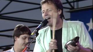 Delbert McClinton - Givin&#39; It Up For Your Love (Live at Farm Aid 1985)