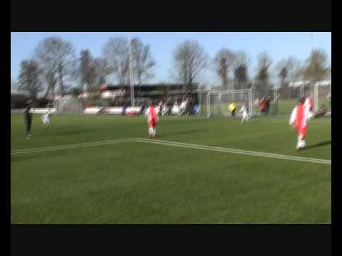 Spakenburg e4 wint weer van Ijsselmeervogels e7