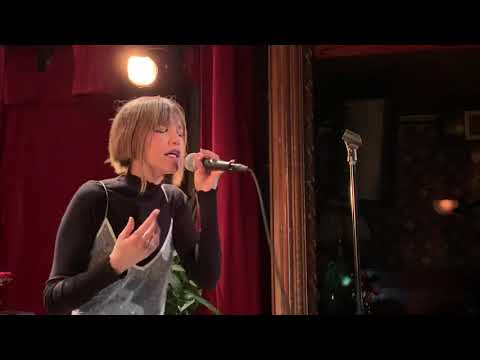 Grace Vanderwaal Debuts New Single “stray” At The Slipper Room