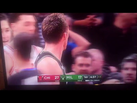 NBA game bulls vs bucks!!