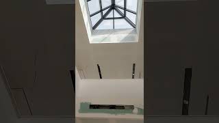 Download lagu HIGH CEILING WITH SKY LIGHT mp3