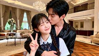 Cinderella verkocht aan gescheiden oude man, maar hij is eigenlijk jonge CEO die haar Verwondert.