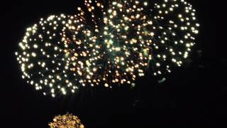 preview picture of video 'whitmore lake 2012 fireworks grand finale!'
