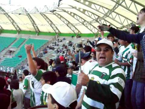 "TKO 3-0 vialina (celebración)" Barra: Los Devotos &bull; Club: Deportes Temuco