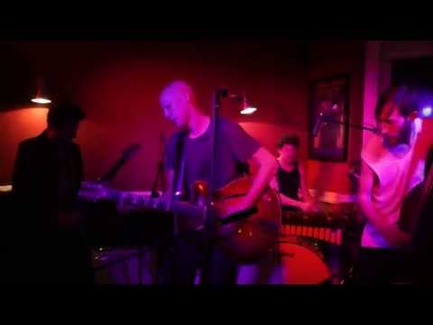 Le Skeleton Band - Live at The Lighthouse
