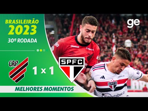 Gols e lances de Athletico Paranaense x São Paulo