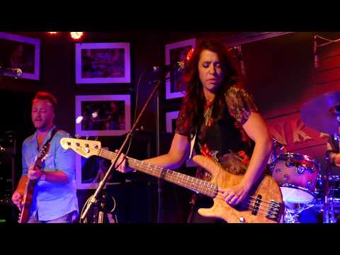 Danielle Nicole 2017 07 03 Boca Raton, Florida The Funky Biscuit - Wolf Den