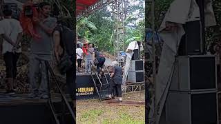 Download lagu Ceu Piah Naek Panggung Di Hajatan Ohang mp3