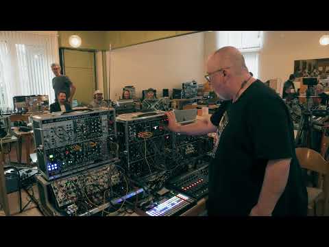 Happy Knobbing 2023 - 5 ElectricR