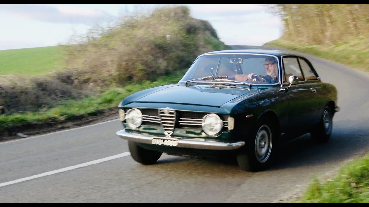 Alfa Giulia Sprint GT Veloce 1600. It's very pretty but what's it really like to drive