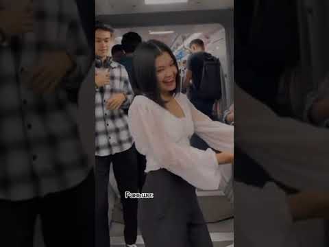 momen ratu tiktok menangis dapat hidayah