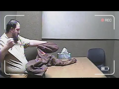 Forte demais, mas vacilou feio na sala de interrogatório