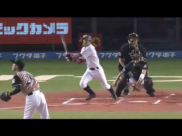【1回裏】マリーンズ岡田 あわやホームラン!? 先頭打者でフェンス直撃の2ベース!! 2014/9/24 M-F
