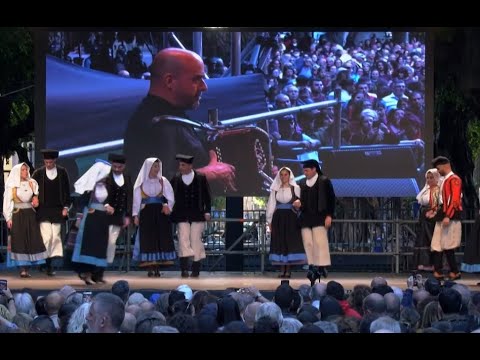 Roberto Fadda   gruppo folk Busachi bella mia  su ball'e usache imperiali Sant'Efisio 2025 Cagliari