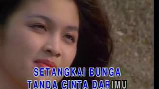 Download lagu Lagu Bangka-Setangkai Bunga Tanda Cinta Darimu mp3