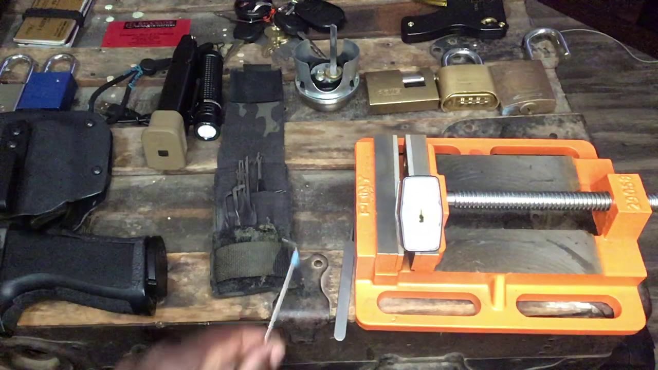 Demo and small tips on single pin picking