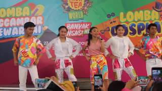 FANCAM NAURA - JALAN-JALAN @ FRUIT TEA SUMMARECON MAL BEKASI (271019)