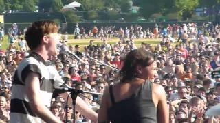 matt and kim @ lolla &#39;10 - lessons learned (side stage)