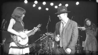 Stewart  Lindsey -  When Dog's Run Away (live at The Roxy)