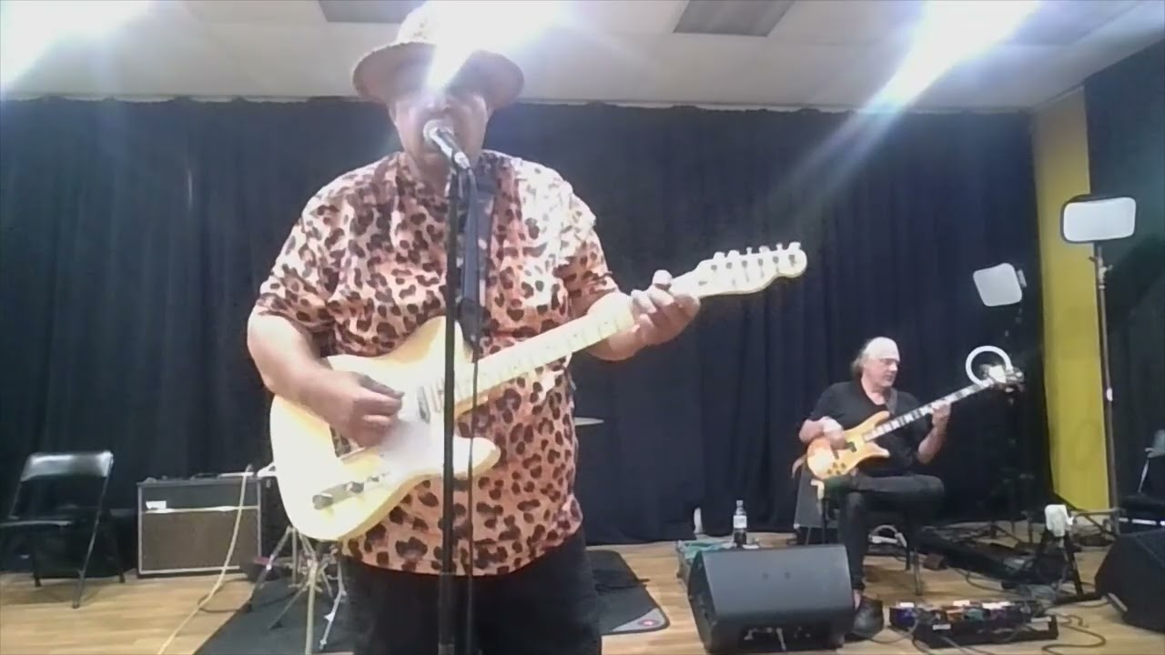 Promotional video thumbnail 1 for The Simply Mike V Band