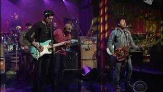 Modest Mouse - Satellite Skin (Live @ Letterman 2009)
