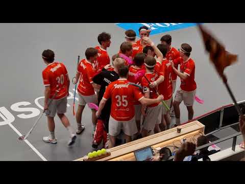 1:a perioden finalen Pixbo Wallenstam IBF-Höllvikens IBF, Innebandyfesten USM 2021/2022 2022-04-03