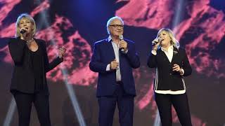 Adam Schairer(Adam&amp;Eve)Gaby Baginski,Claudia Jung(Live) - Wenn die Sonne erwacht in den Bergen.