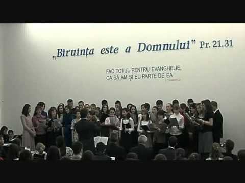 Corul olimpicilor Conferinta Moldova - Nu te-ndoi ci crede.wmv
