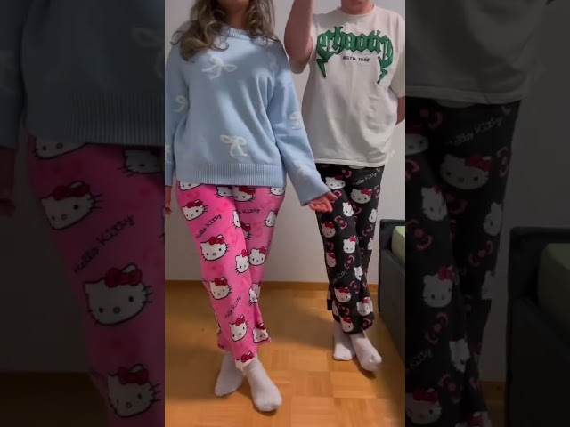 Vídeo relacionado con Get Trend Hello Kitty Pijama Niña 5-14 Años, Conjunto 2 Piezas Camiseta Manga Corta Y Pantalón Corto, Pijama Verano, Ropa de Niña (7-8 Años, Blanco/Rosa Hello Kitty)