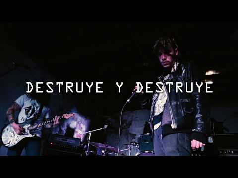 DESTRUYE Y DESTRUYE