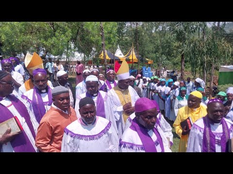 ADWARO MANA IN RUODHA - BURIAL PROCEEDING MAR THE LATE OSCAR OTIENO EE PINY APOKO #gospel #nomiya