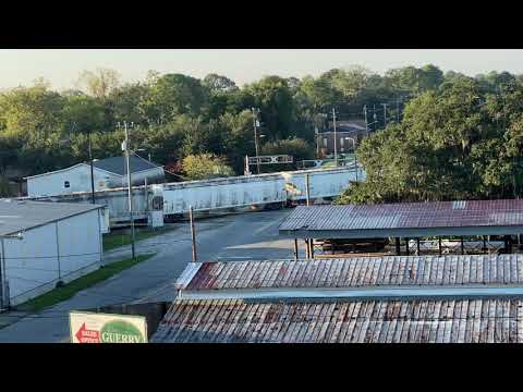 Eastbound SOFR with HLCX GP38-2 1027 Crosses Barnard Street in Broad Daylight - 10/14/21