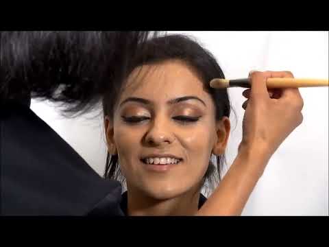 how to do simple Hair and Makeup .