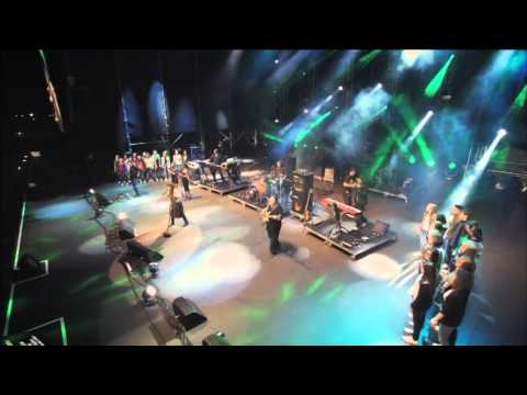 Gli ostacoli del cuore - Luciano Ligabue e Elisa   Italia Loves Emilia   Campovolo 22 09 2012