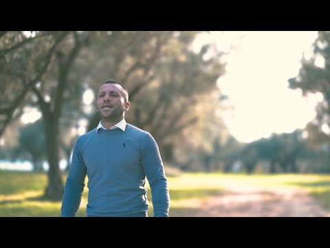 Raffaele Castiglione - Emigrati - Video ufficiale 2024