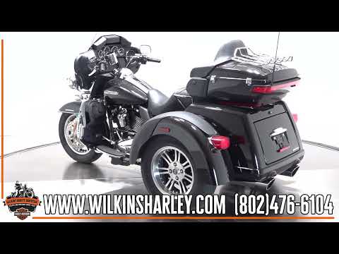 2020 Harley-Davidson FLHTCUTG Tri Glide Ultra in Vivid Black