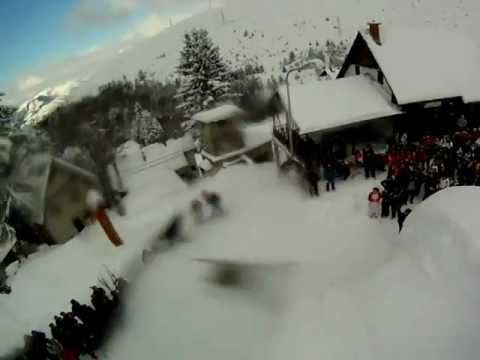 Powder day? Jump from the Roof with skis!!!
